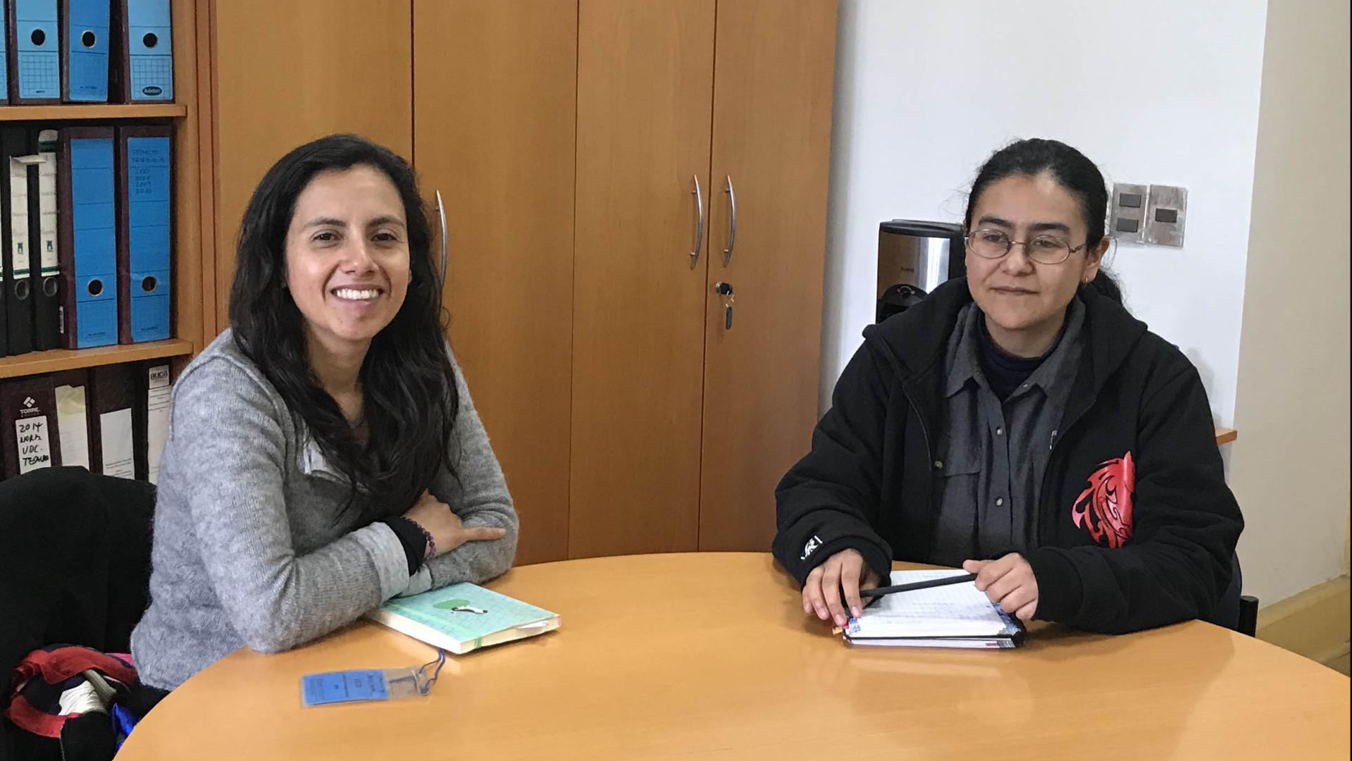 Johanna Jara, Colegio de Arqueólogos e Iris Moya, arqueóloga asociada al Centro de Documentación de Bienes Patrimoniales