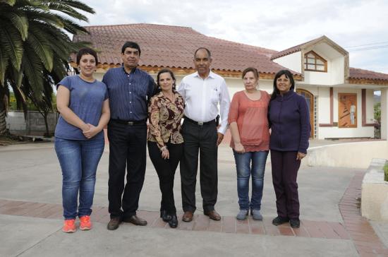 De izquierda a derecha, Romina Moncada, Guillermo Villar, Gabriela Carmona, Raúl Araya, Rina Zilleruelo y Deisy Farías.